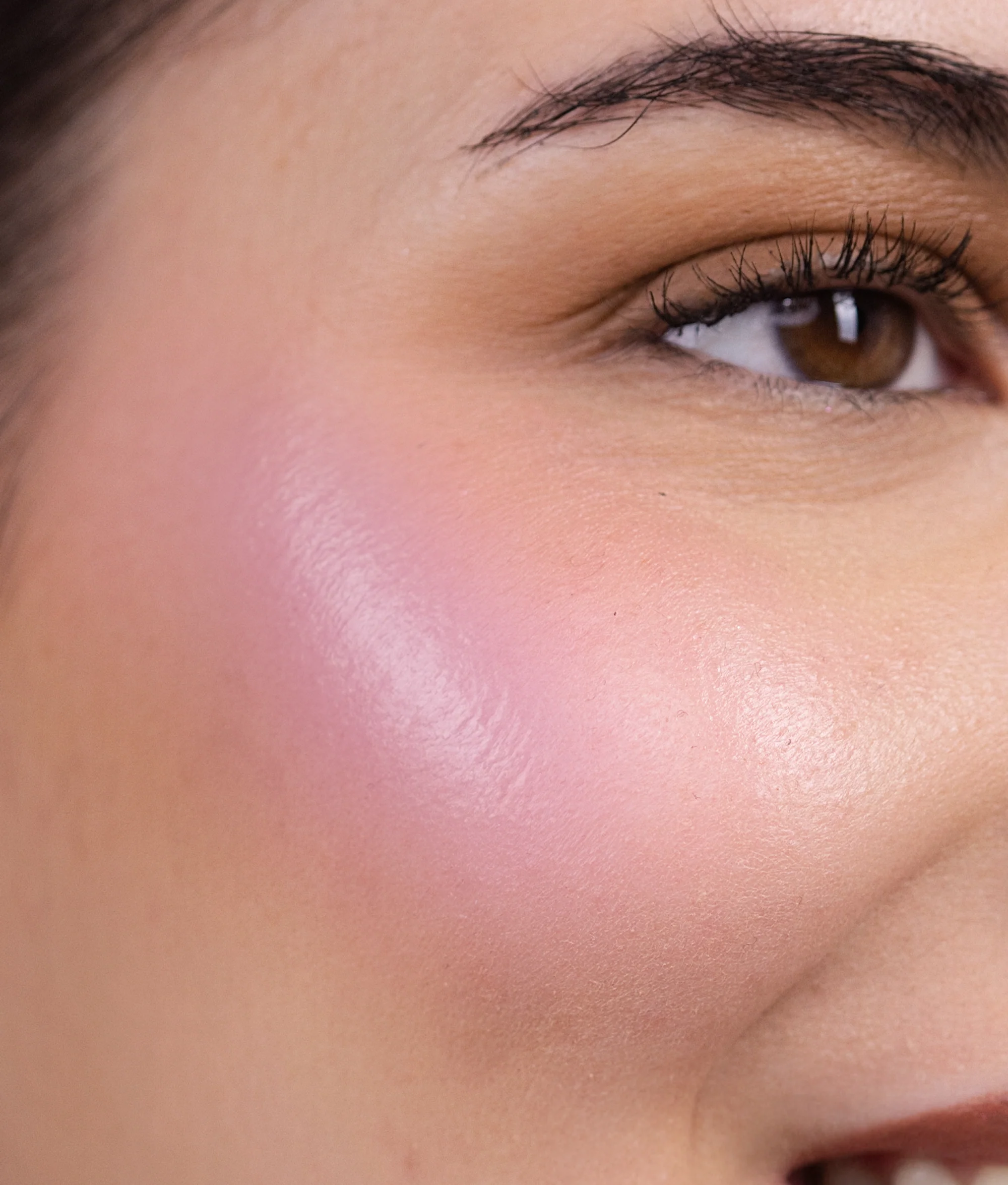 ICE CAFÉ BLUSH IN STICK DEWY - Image 11