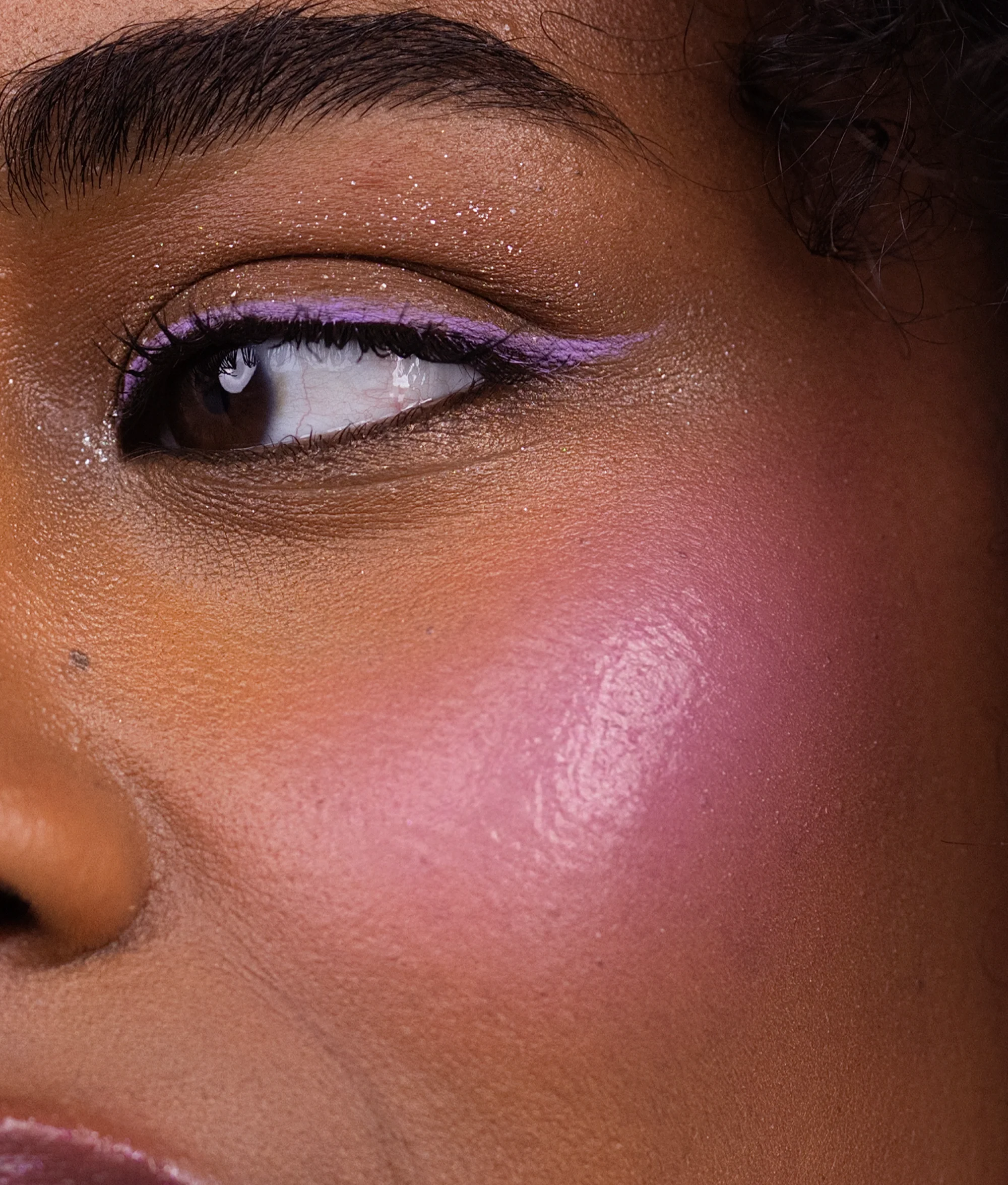 ICE CAFÉ BLUSH IN STICK DEWY - Image 13